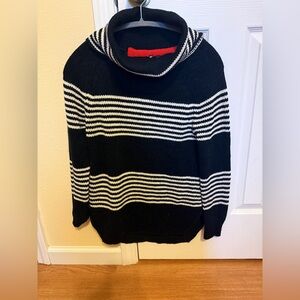 🖤 Poof Black and White Striped Sweater